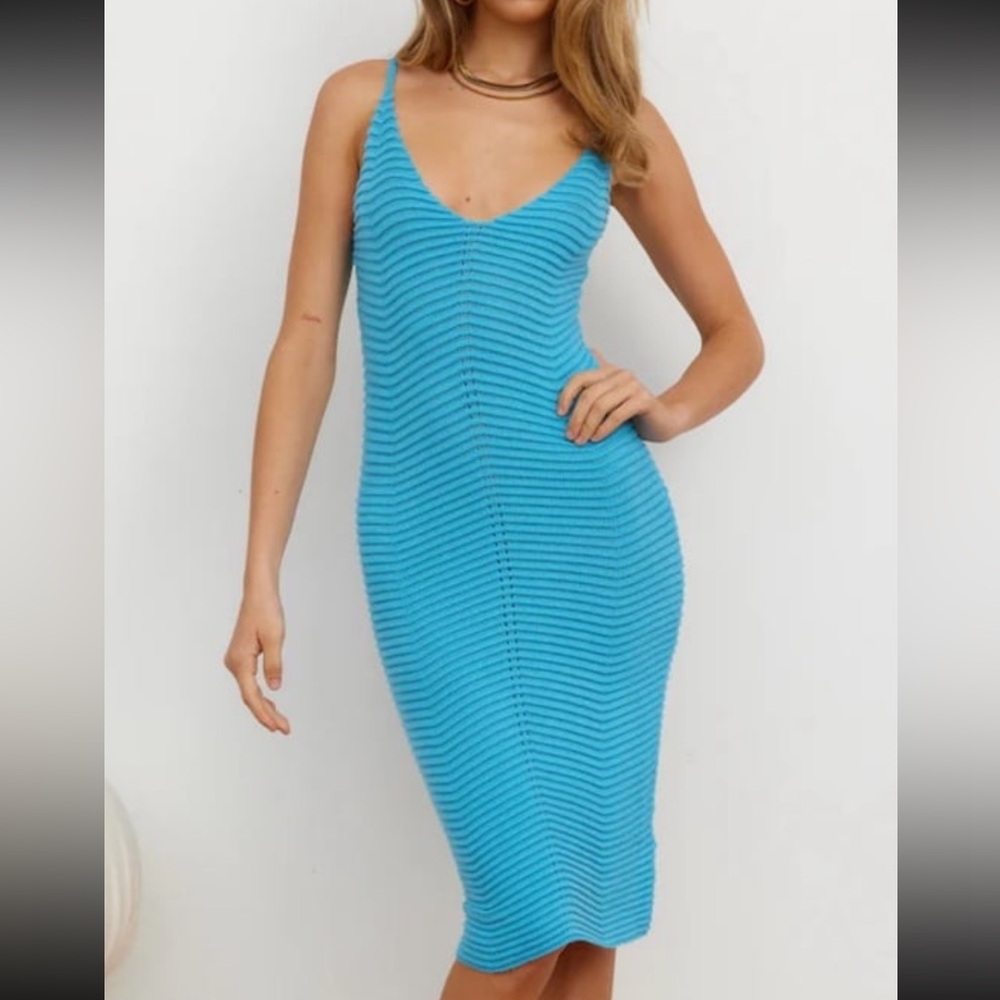 Blue Sleeveless Knit Dress
